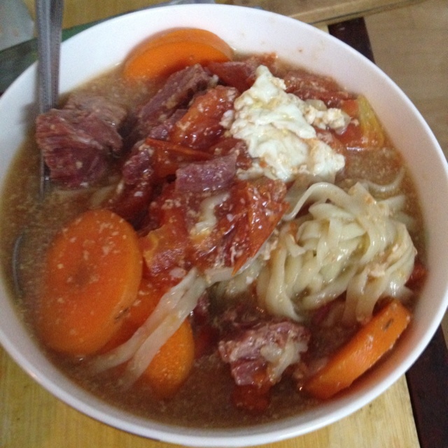 懒人酸甜蕃茄牛肉面