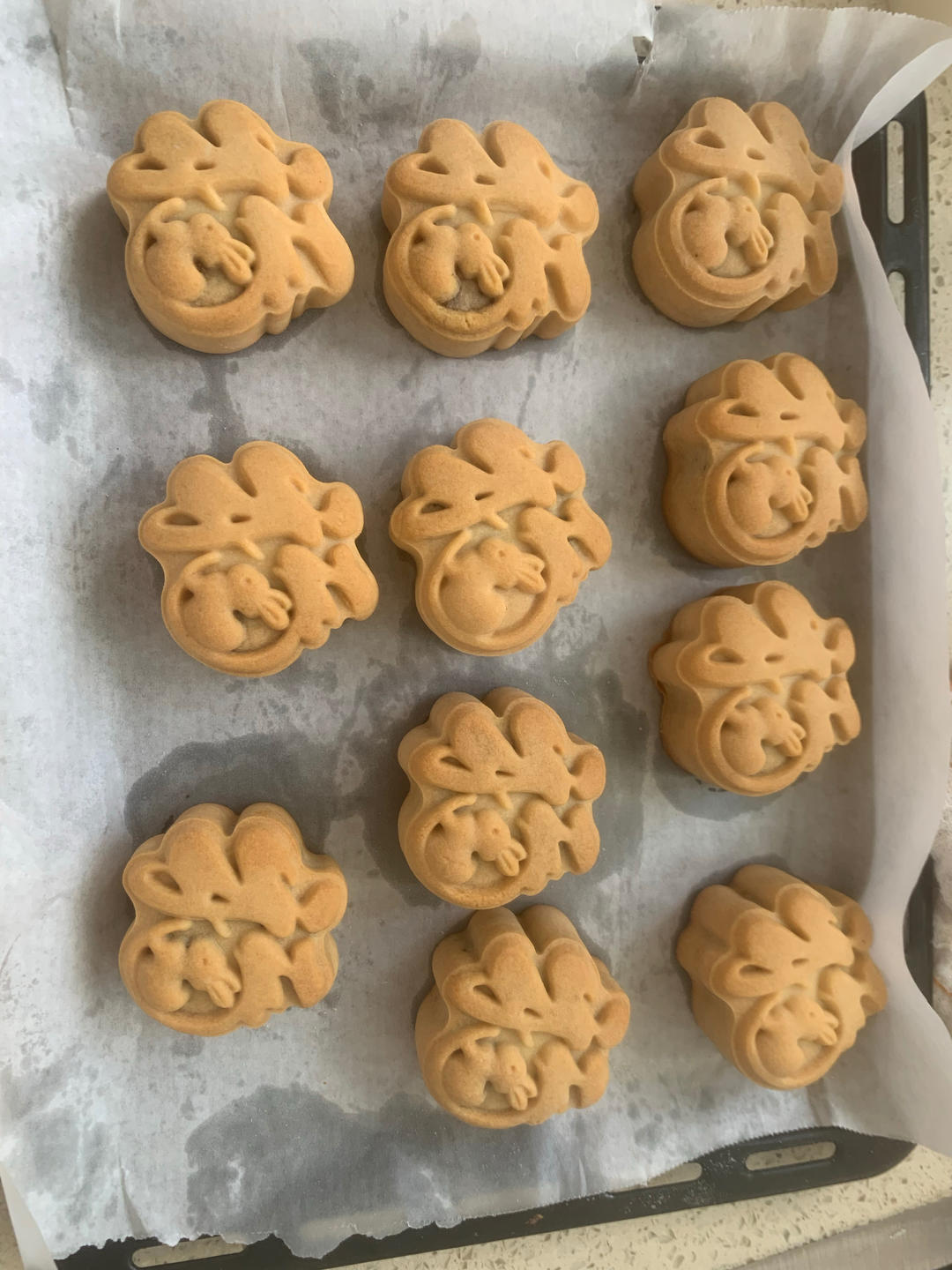 广式月饼—蛋黄莲蓉月饼