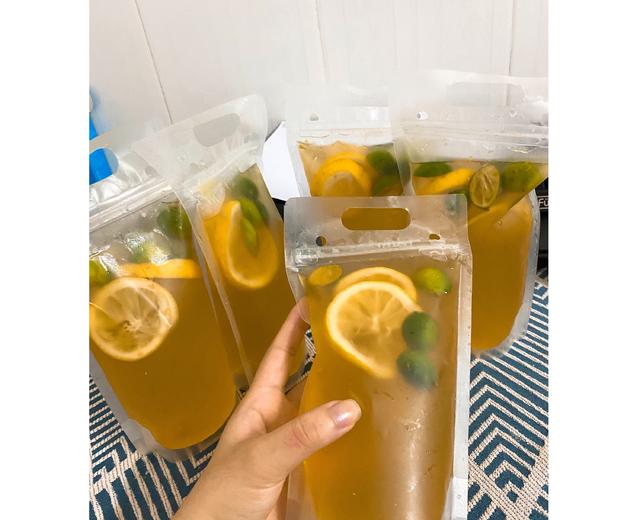 私房最好卖的饮料🥤夏日金桔柠檬茶的做法