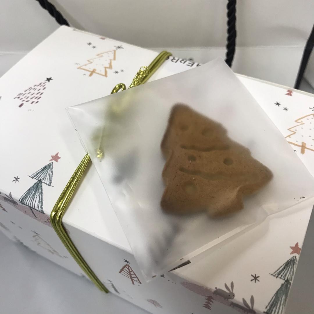 姜饼人与圣诞树