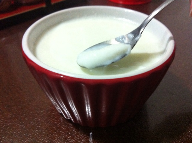 renisy做的蛋清炖鲜奶