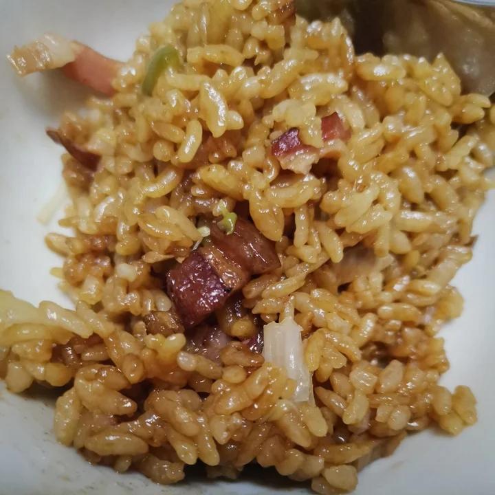 懒人电饭锅香肠焖饭/煲仔饭