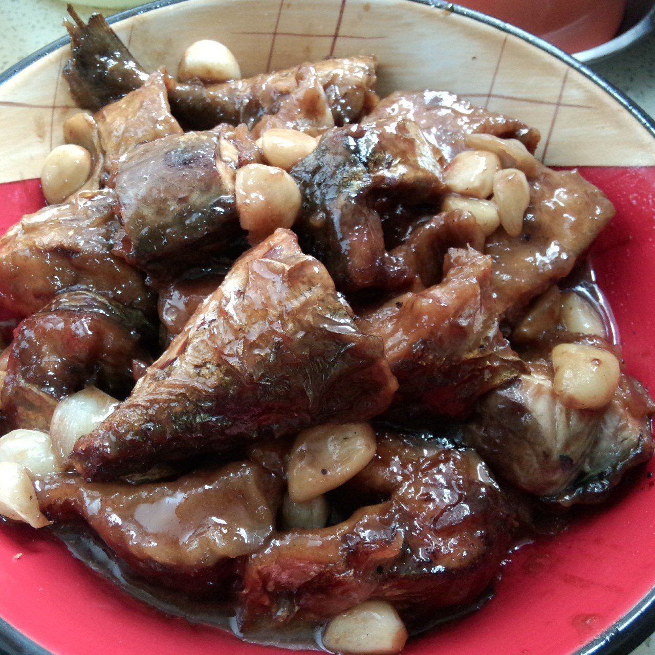 谁说鲅鱼难入味？蒜子烧鲅鱼-味道很浓郁呀