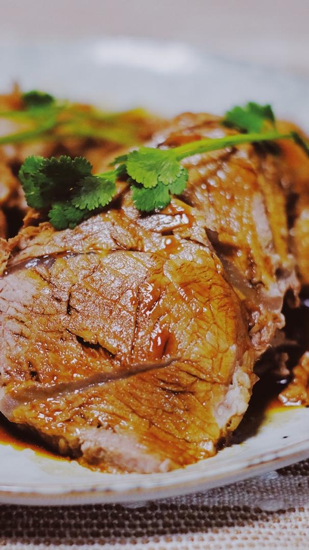卤牛肉