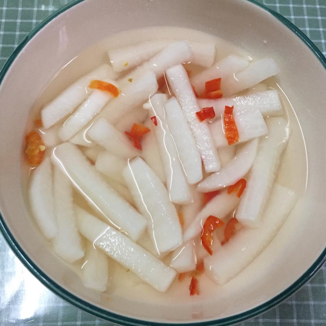 酸甜脆爽腌萝卜