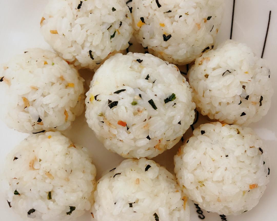 好吃的海鲜饭团 郊游、上班族、学生党、午饭带餐必备的做法