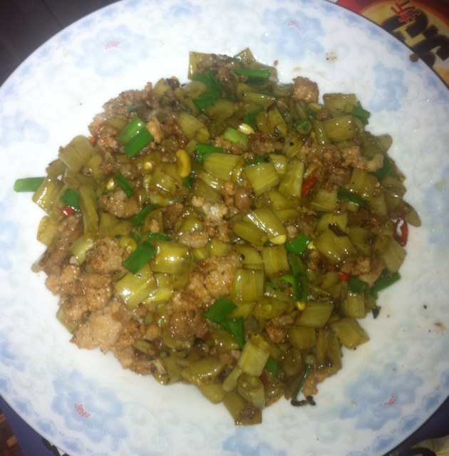 酸豆角炒肉末