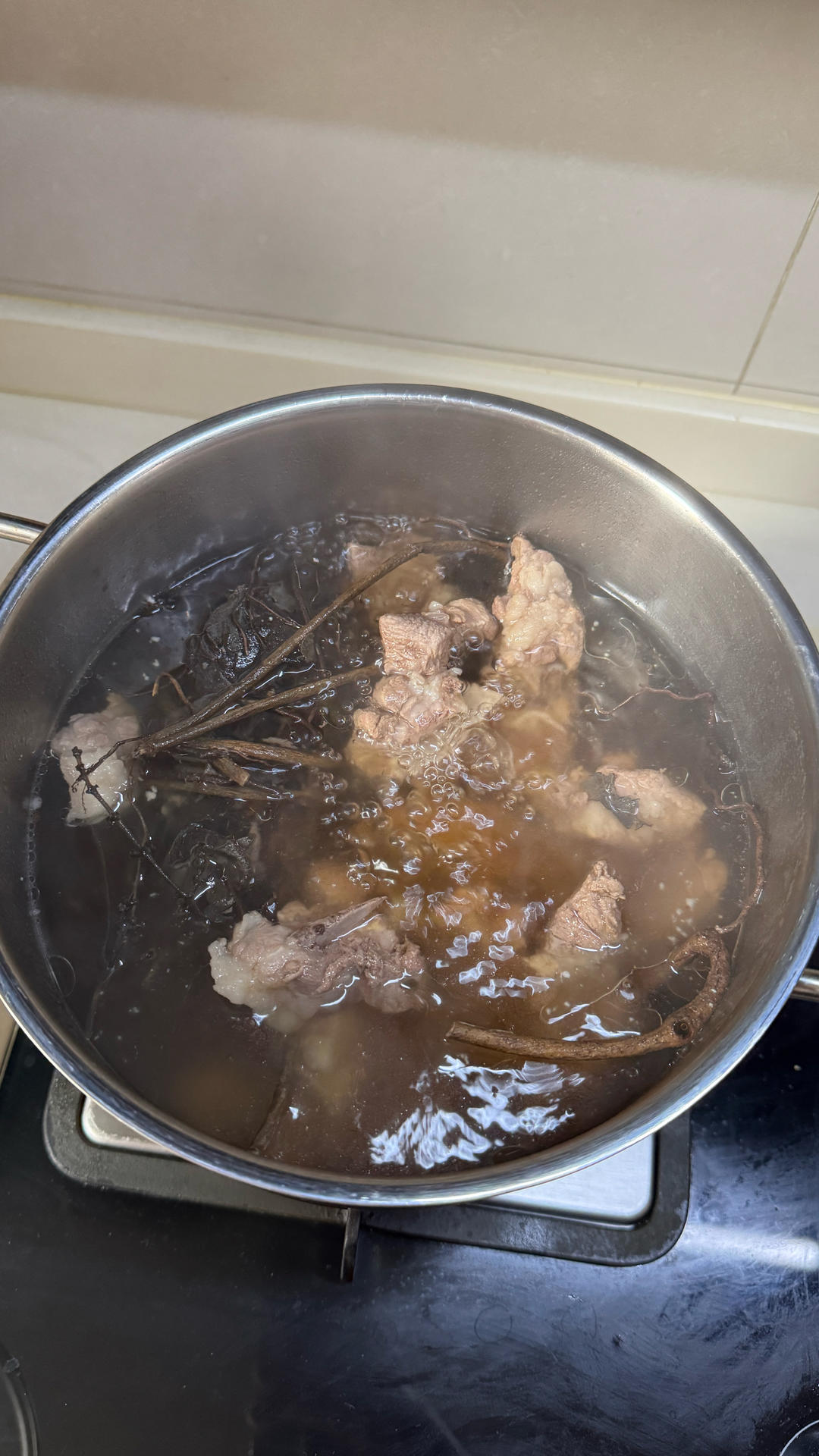 鸡屎藤排骨汤的做法 步骤4