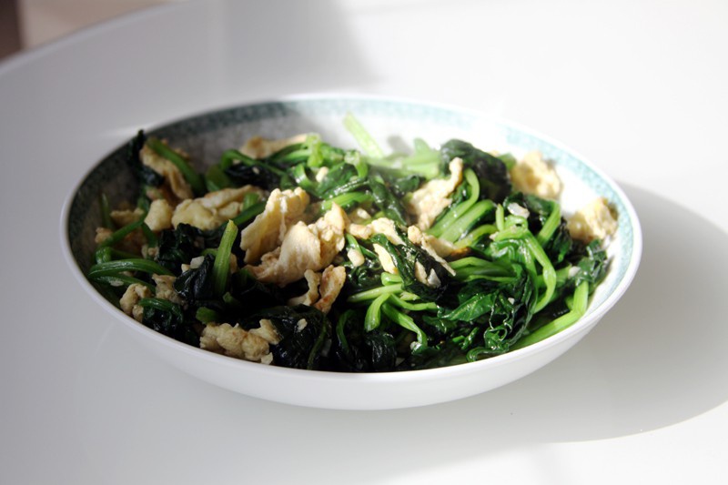 菠菜炒鸡蛋