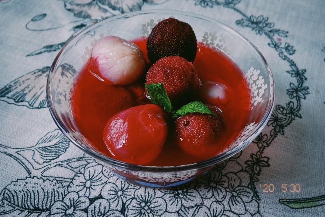 糖水荔枝杨梅饮