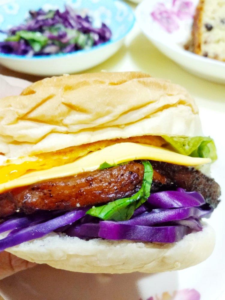 经典多汁牛肉排汉堡