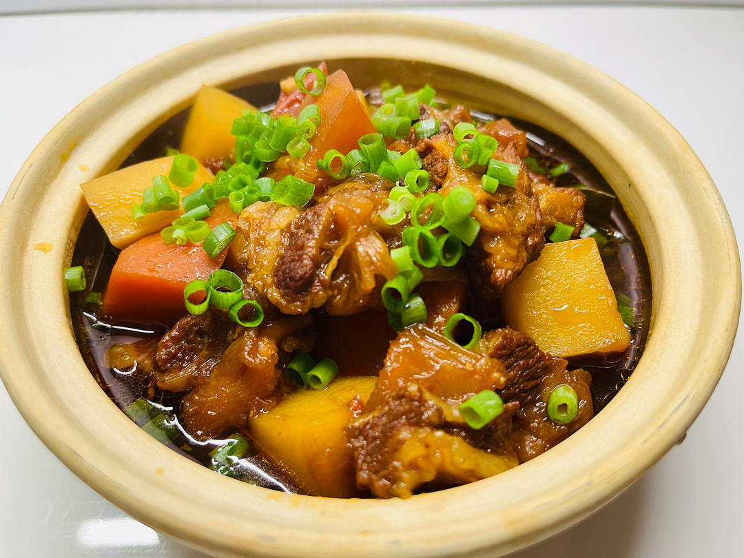 番茄土豆炖牛腩