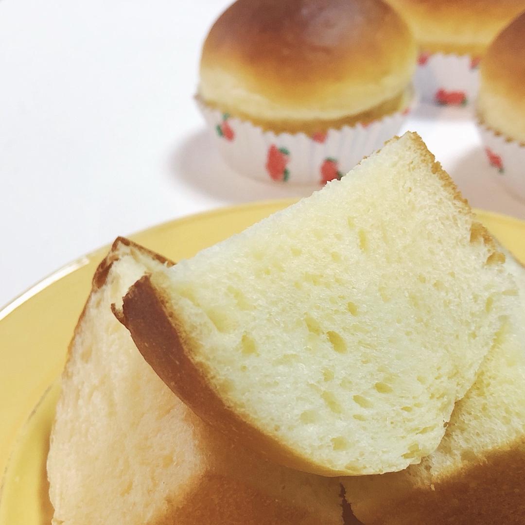 一波长了角的巨蛋面包