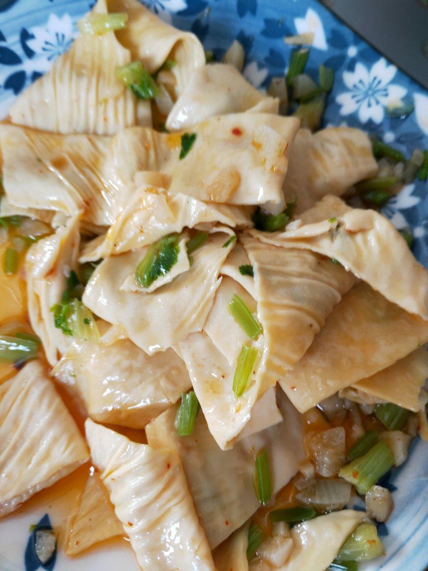 3分钟搞定的香辣豆皮㊙️秒杀街边串串，巨解馋