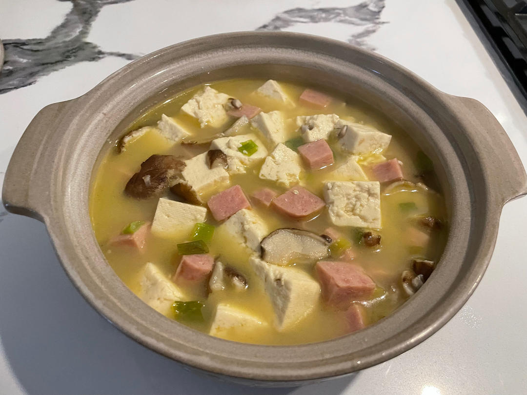 火腿豆腐平菇汤