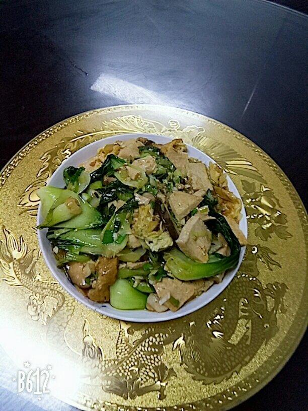 蘑菇炒青菜