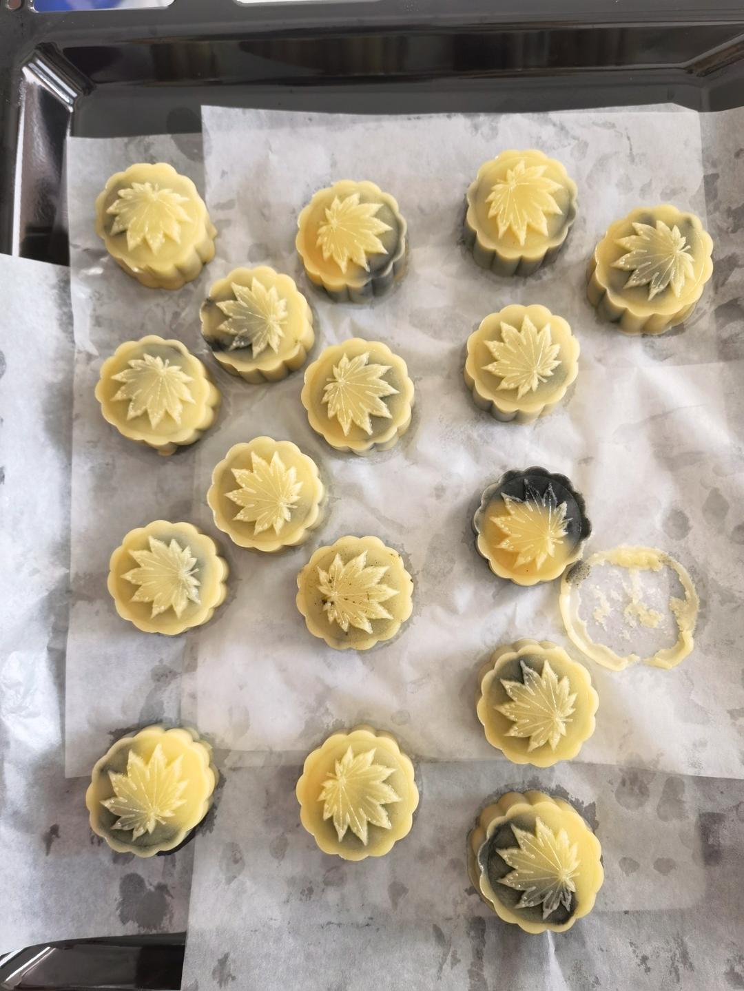 广式月饼——蛋黄莲蓉月饼