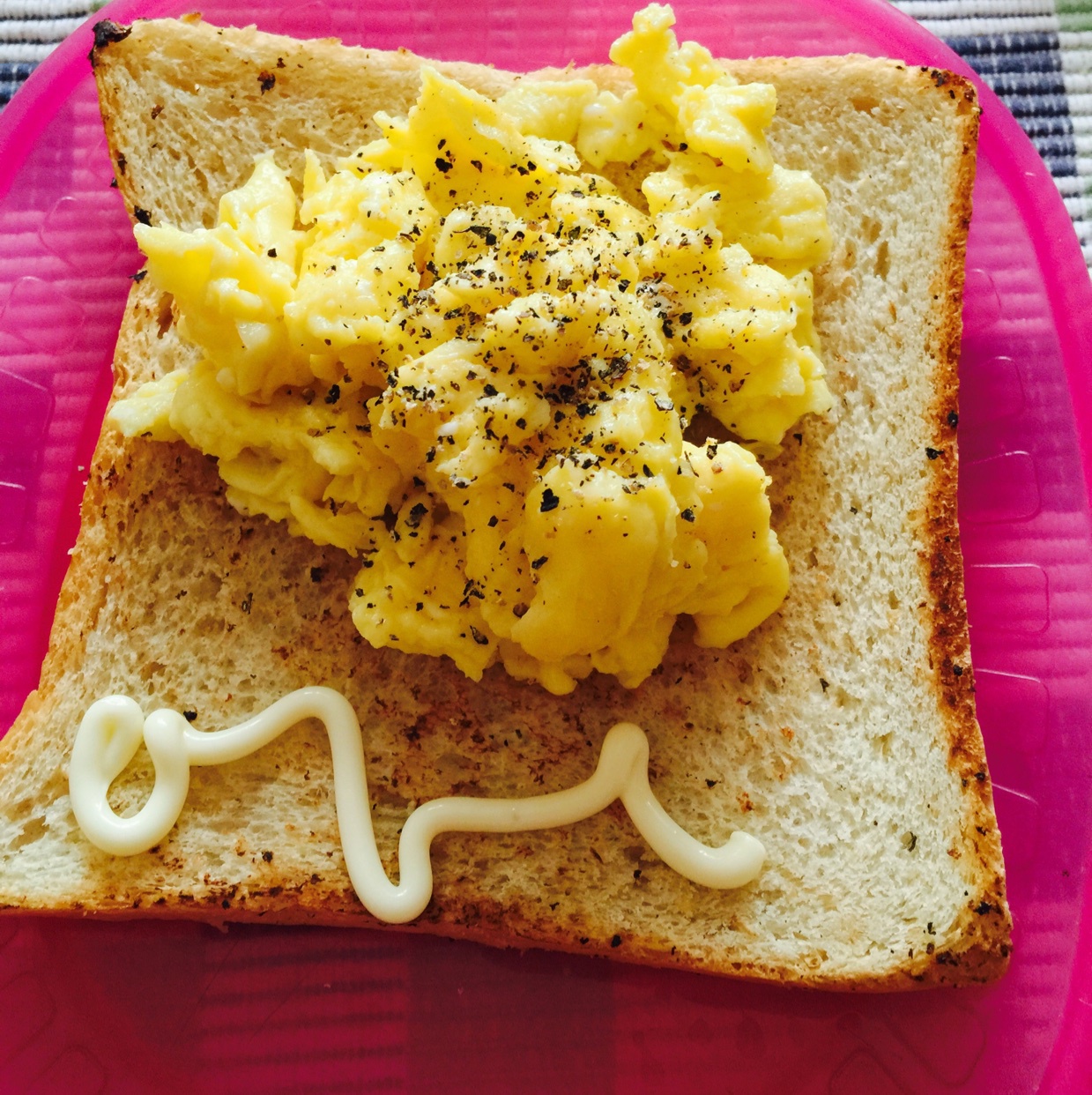 美式炒蛋 scrambled eggs