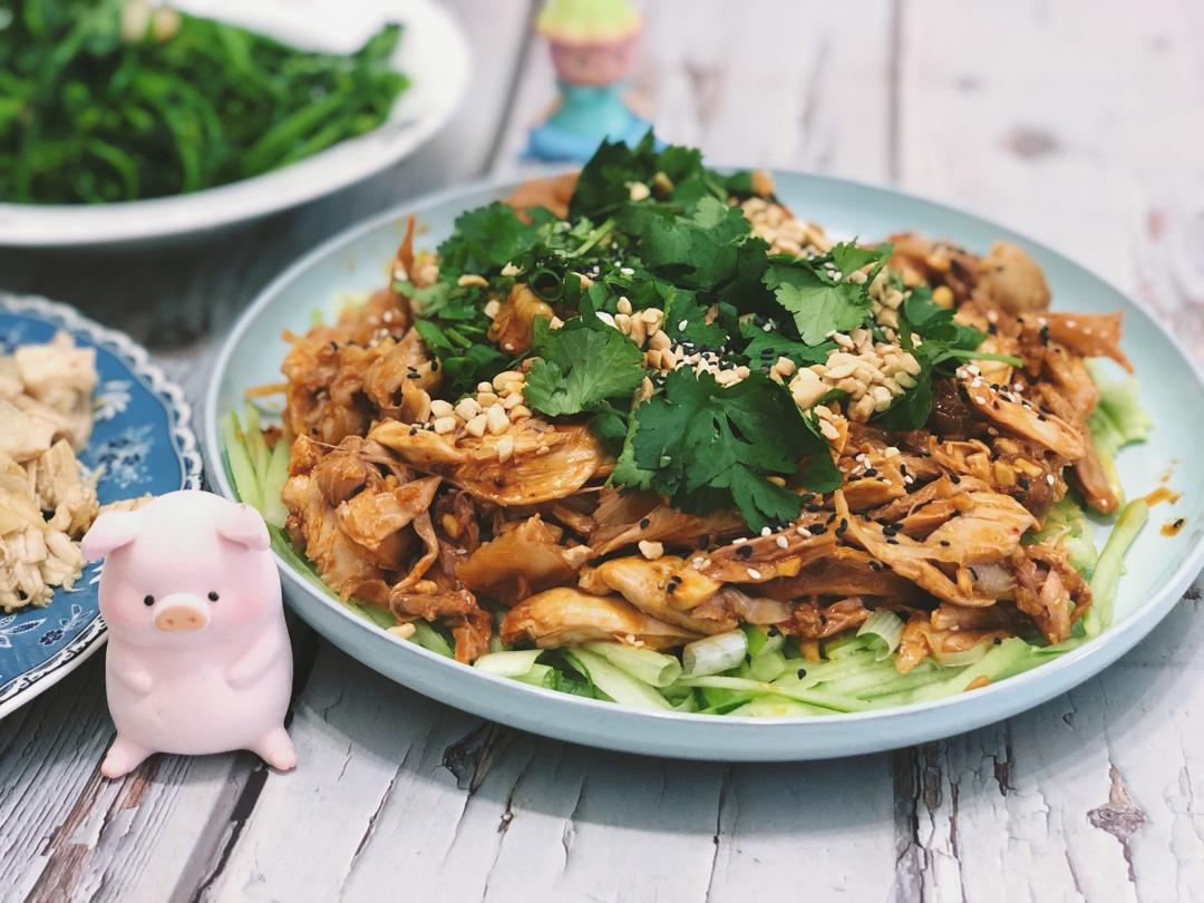 王一博的手撕口水鸡