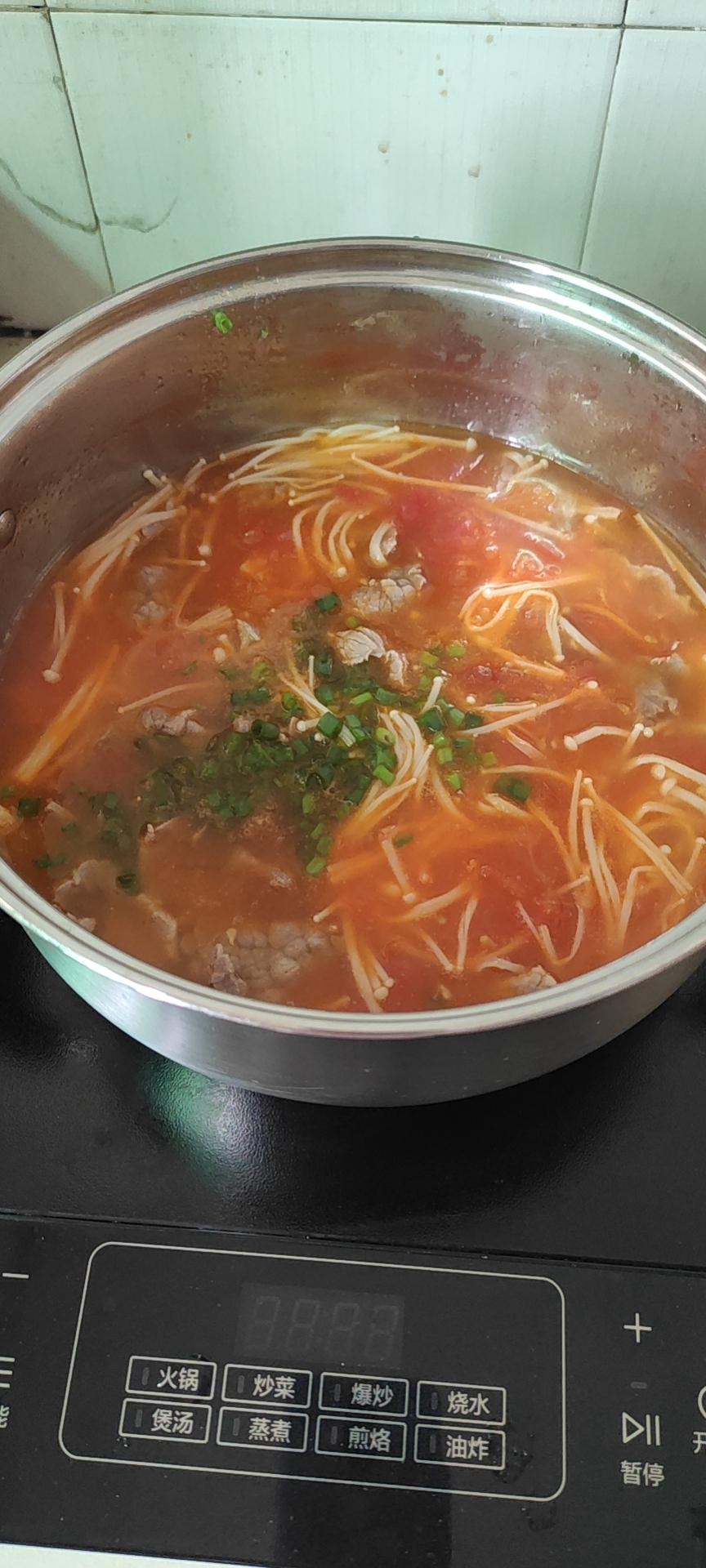 番茄金针菇牛肉汤的做法