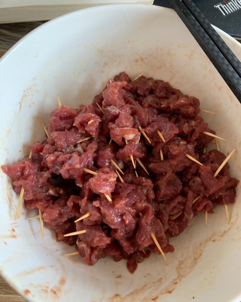 超好吃的牙签牛肉