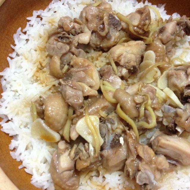 黄鳝煲仔饭