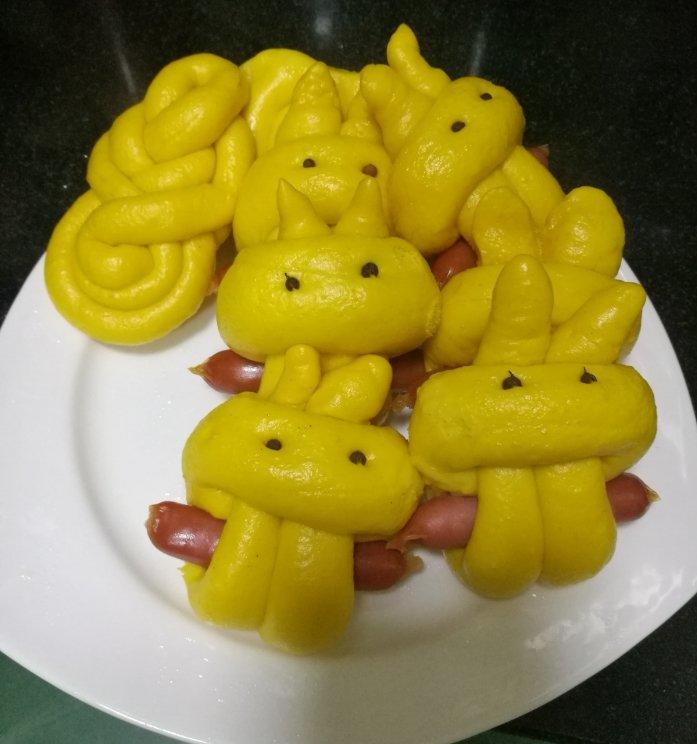 香肠兔子馒头卷