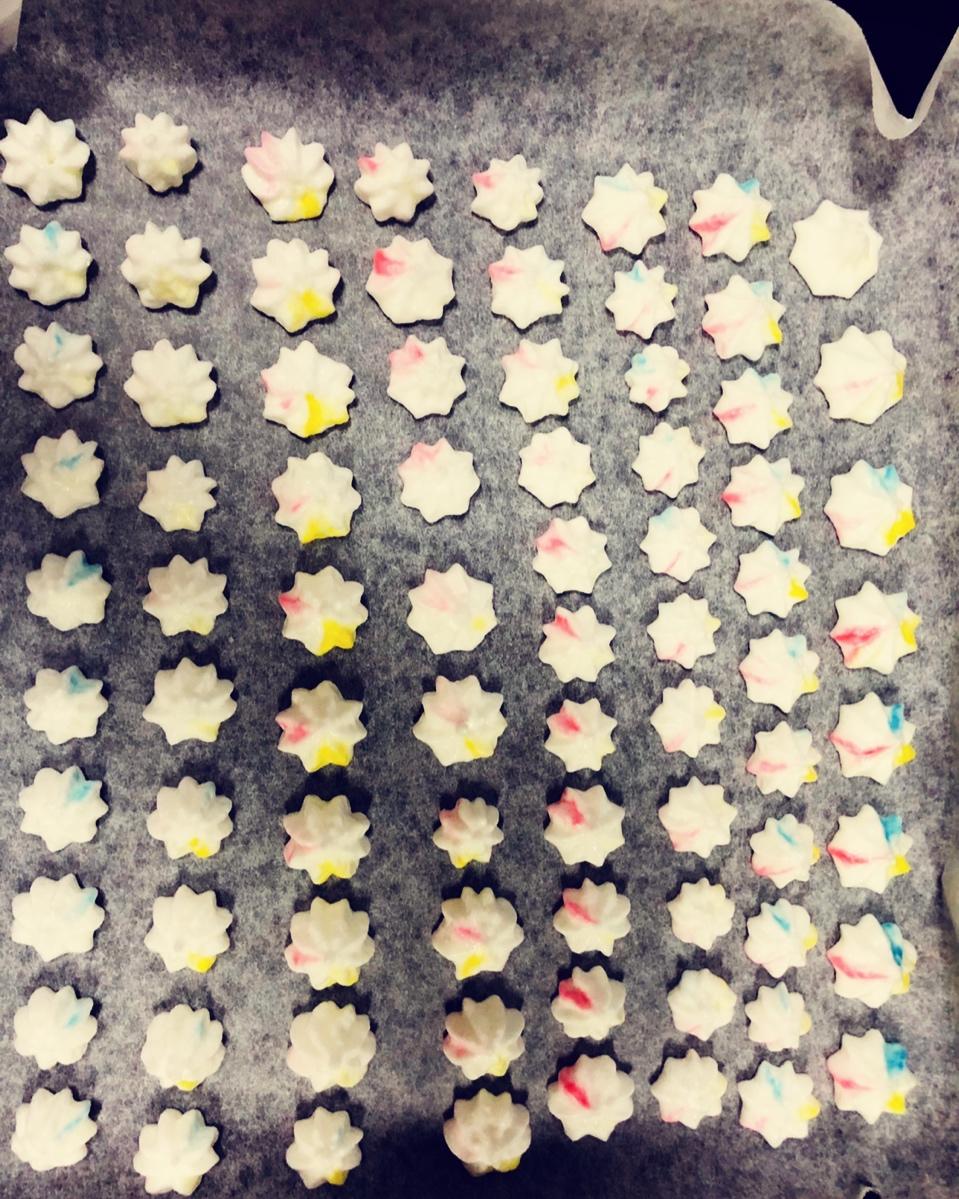 如何做出有棱有角+色调美美的蛋白糖