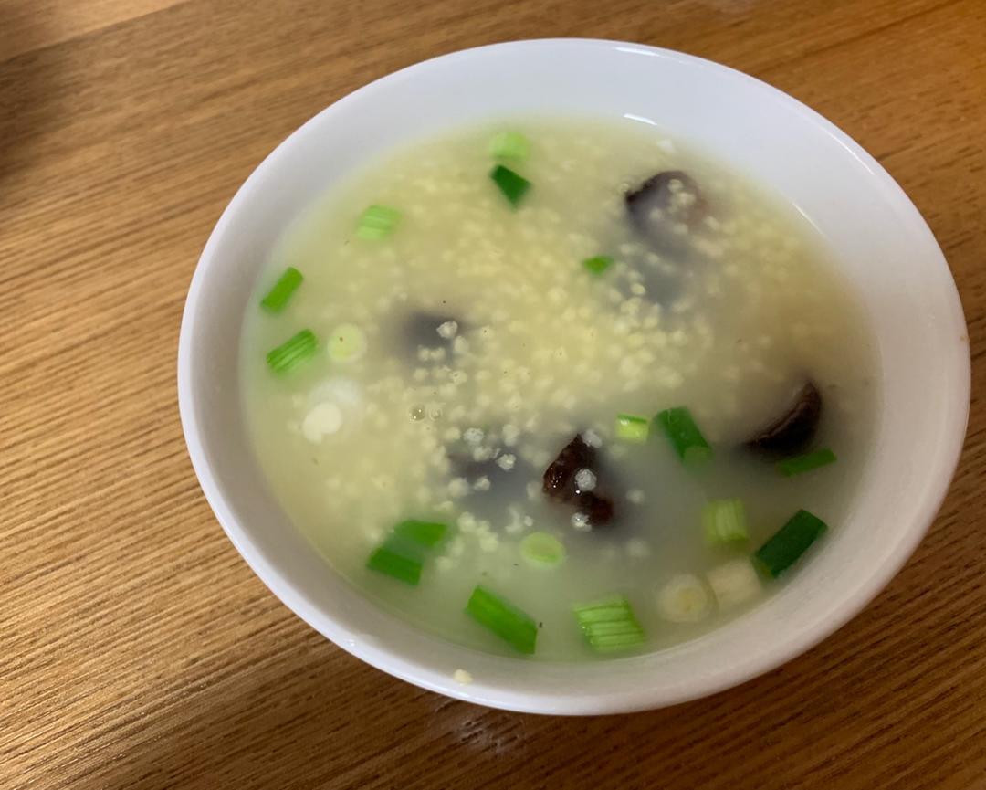小米海参粥