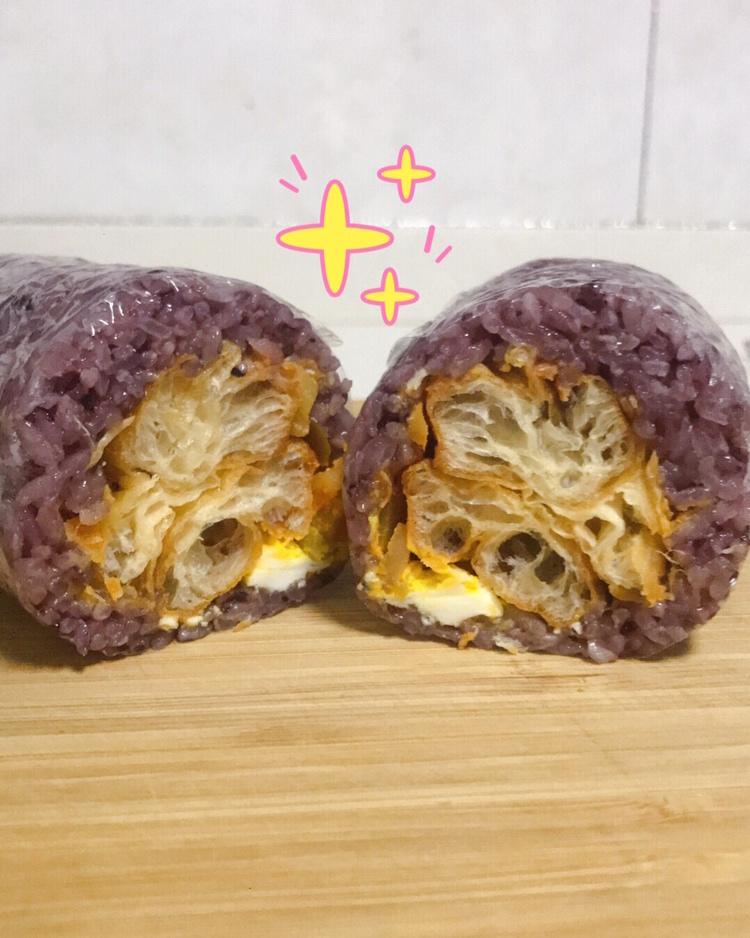 黑米粢饭团