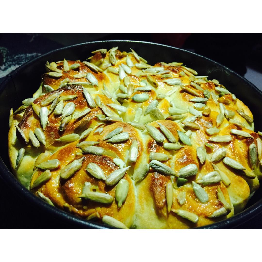 日式香浓炼乳面包