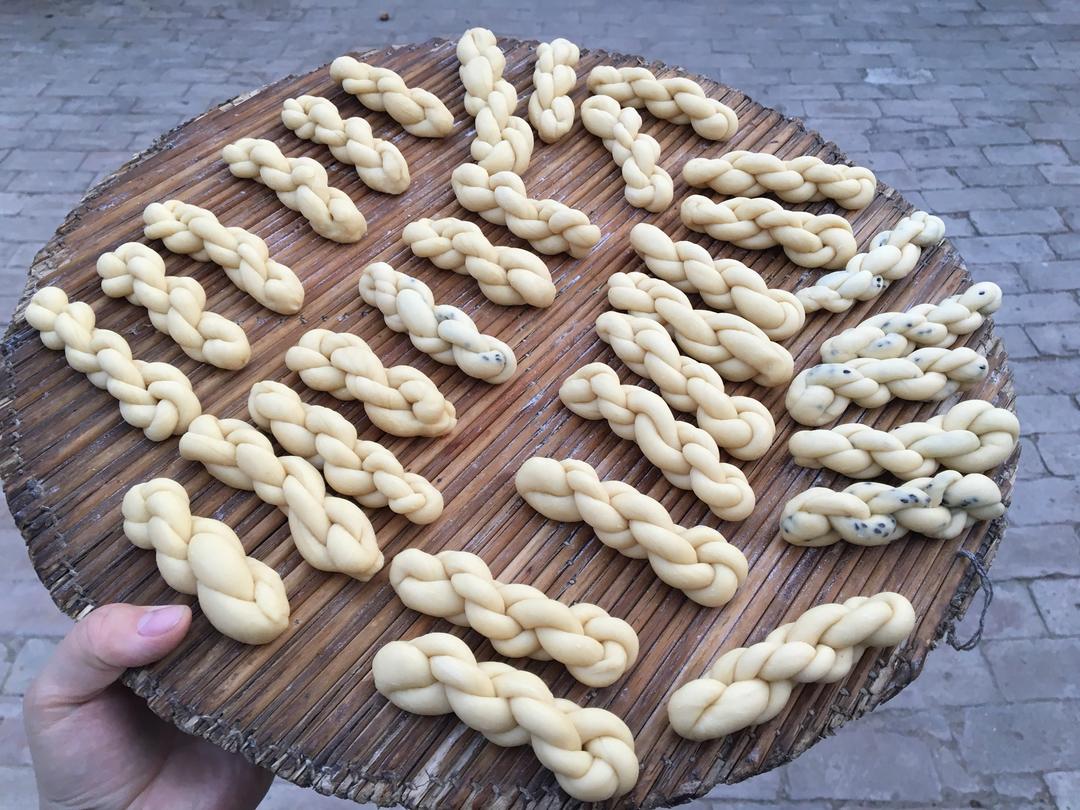 超简单发面软麻花的做法