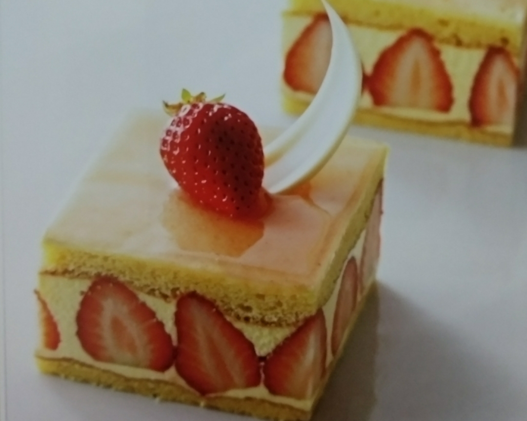法式草莓蛋糕（东京制果学校基础甜点）