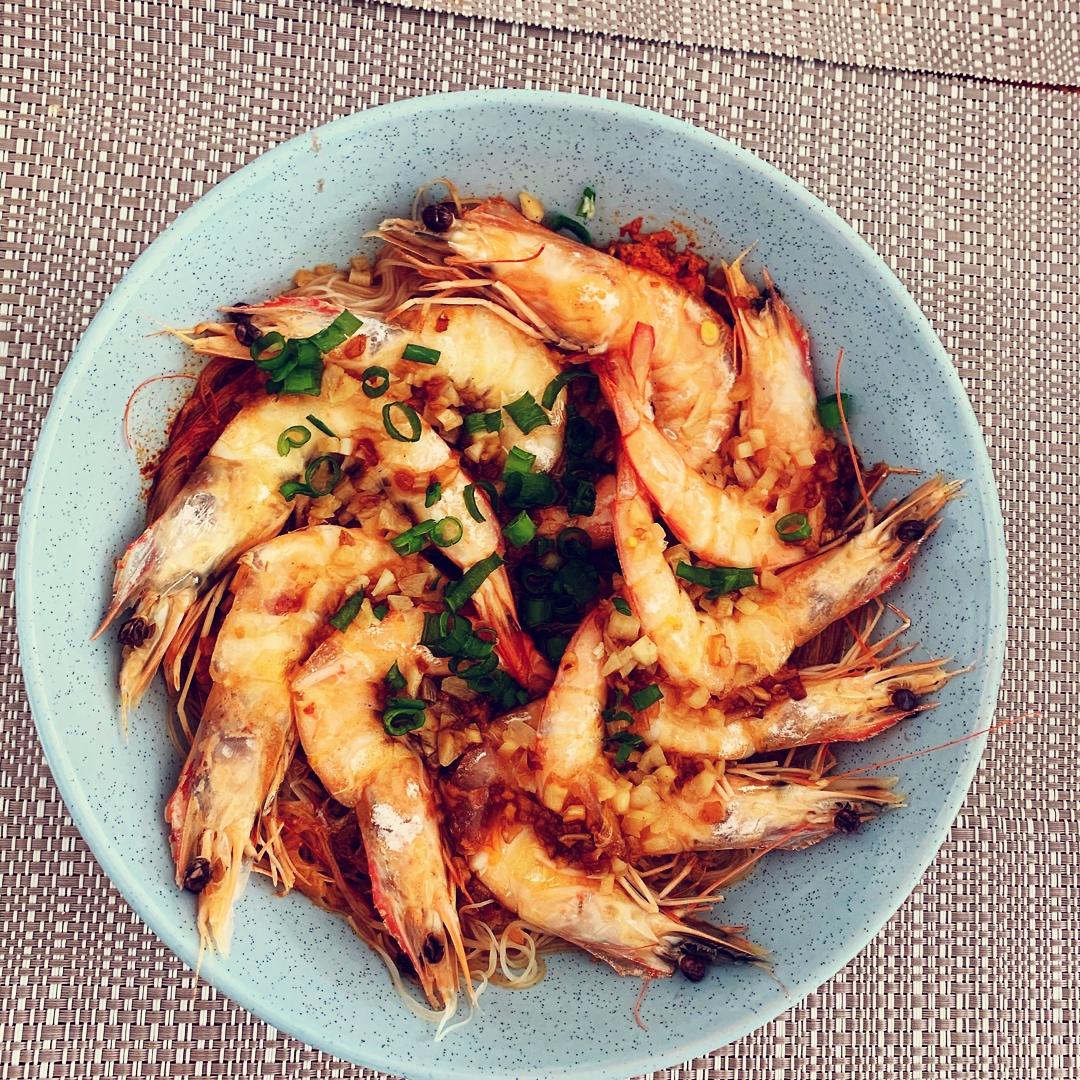 0失败的蒜茸酱粉丝蒸虾🦐🦐🦐（蒜茸酱衍生菜谱）