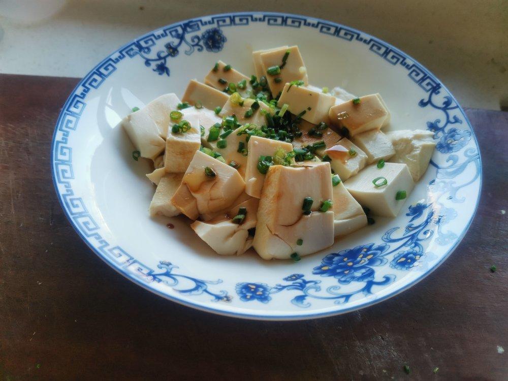 小葱拌豆腐