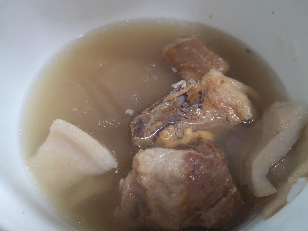 榴莲壳排骨汤