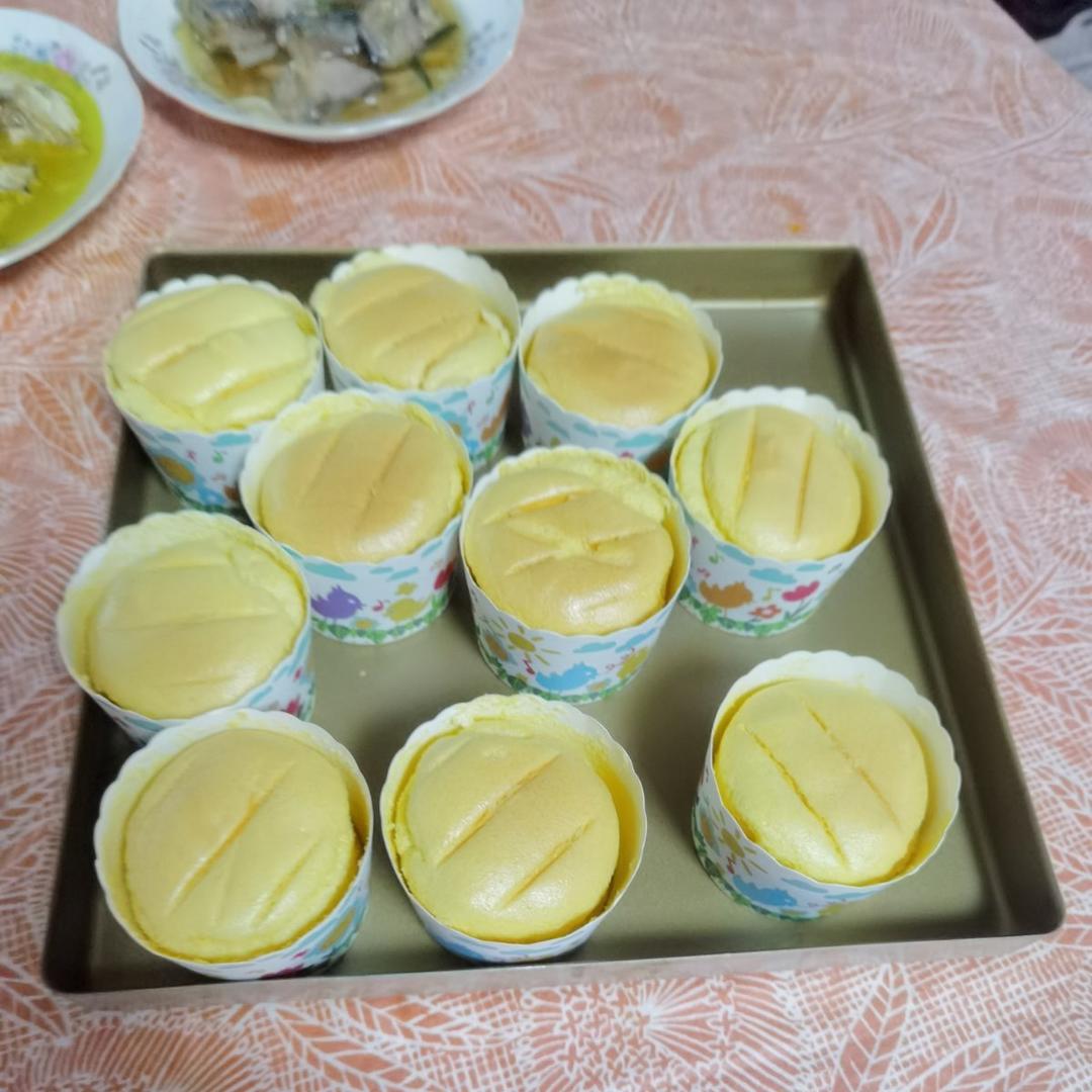 纸杯蛋糕 8寸戚风蛋糕的量