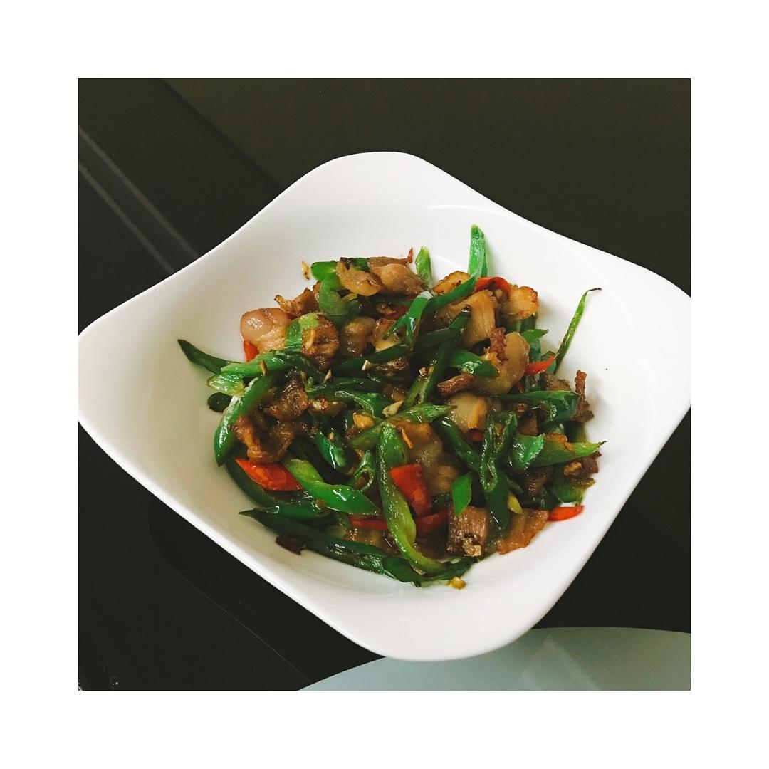 农家小炒肉的做法