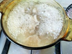 排骨杂蔬汤（铸铁锅）的做法 步骤2