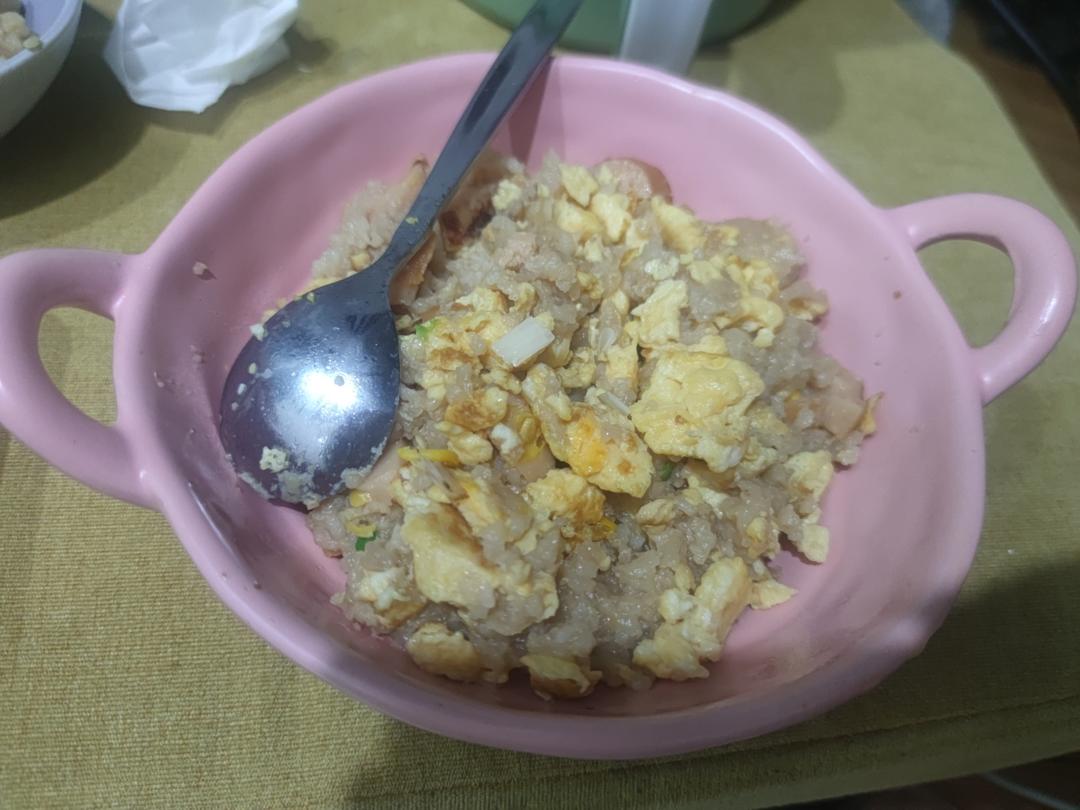 超级好吃的酱油火腿蛋炒饭！