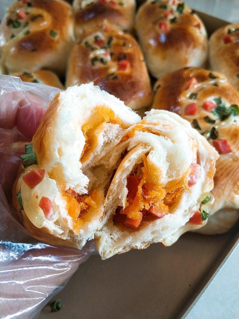 香葱火腿肉松面包