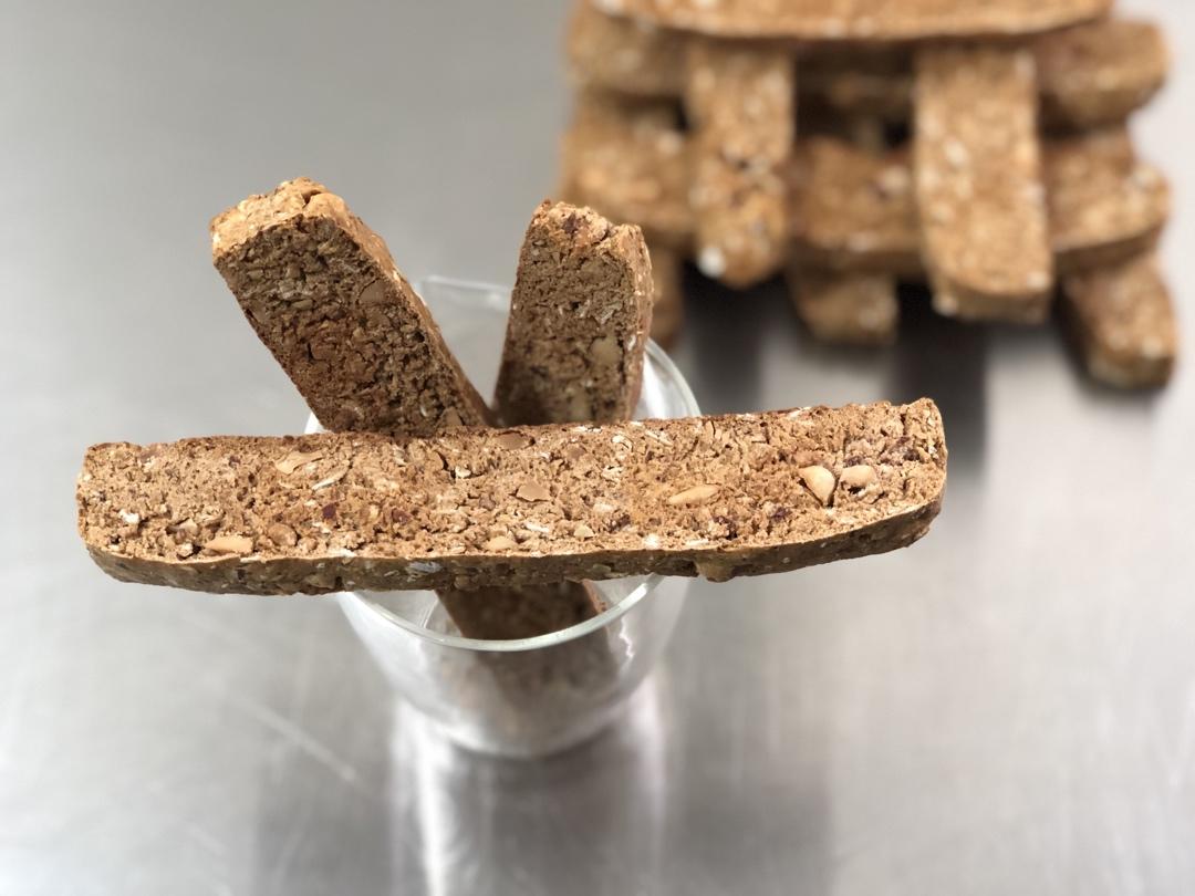 【健康零食】燕麦坚果意式脆饼