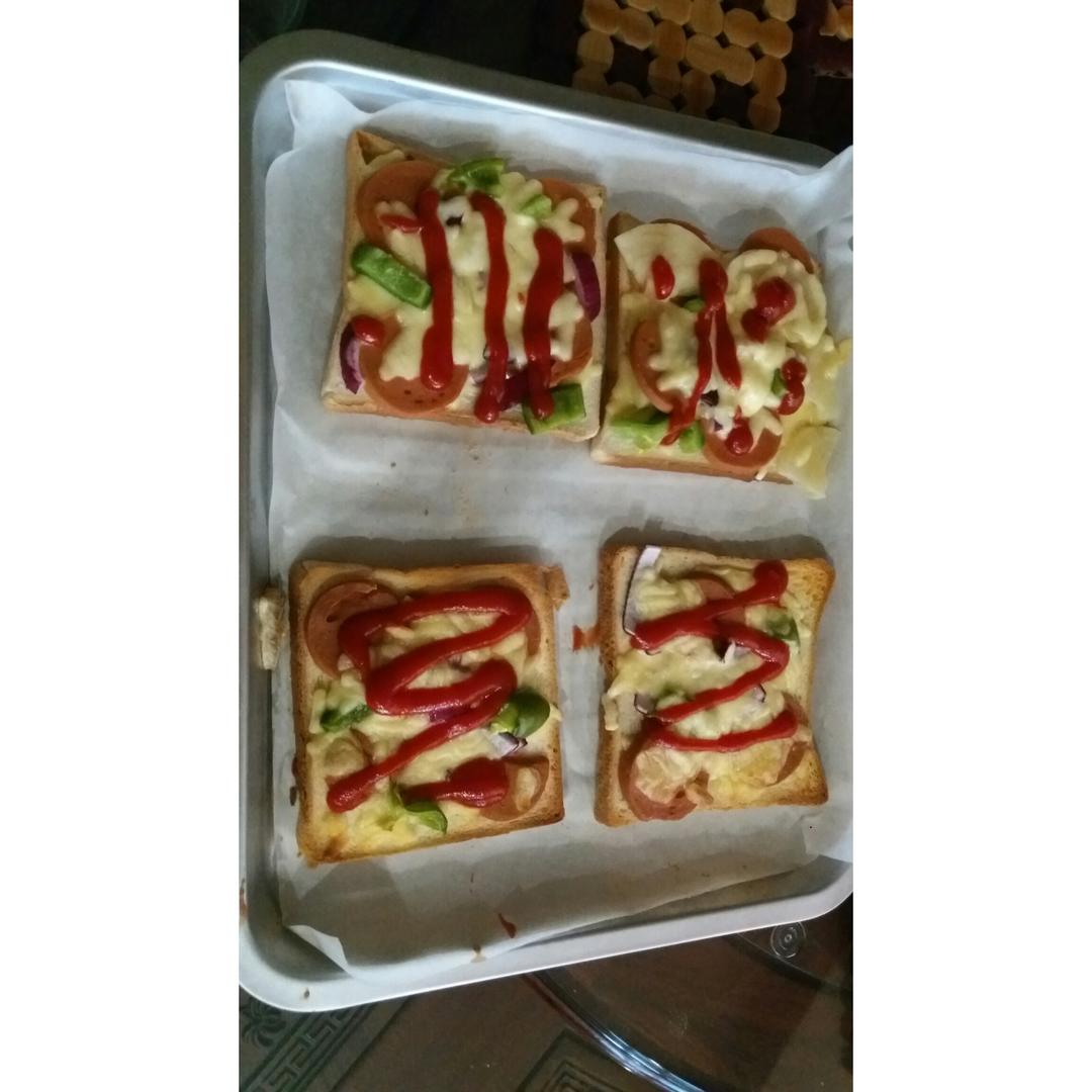 芝士面包片披萨