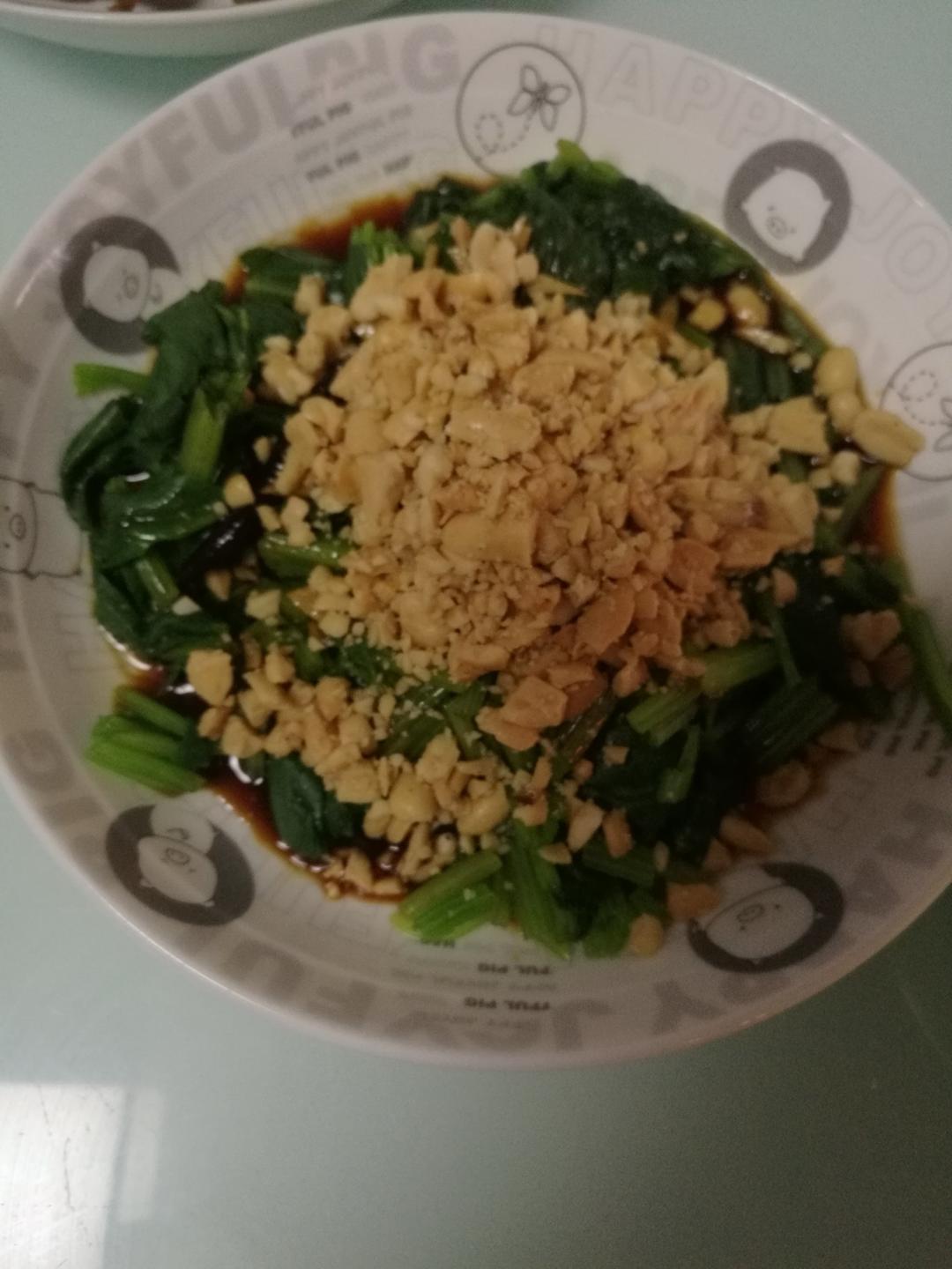 凉拌花生米菠菜