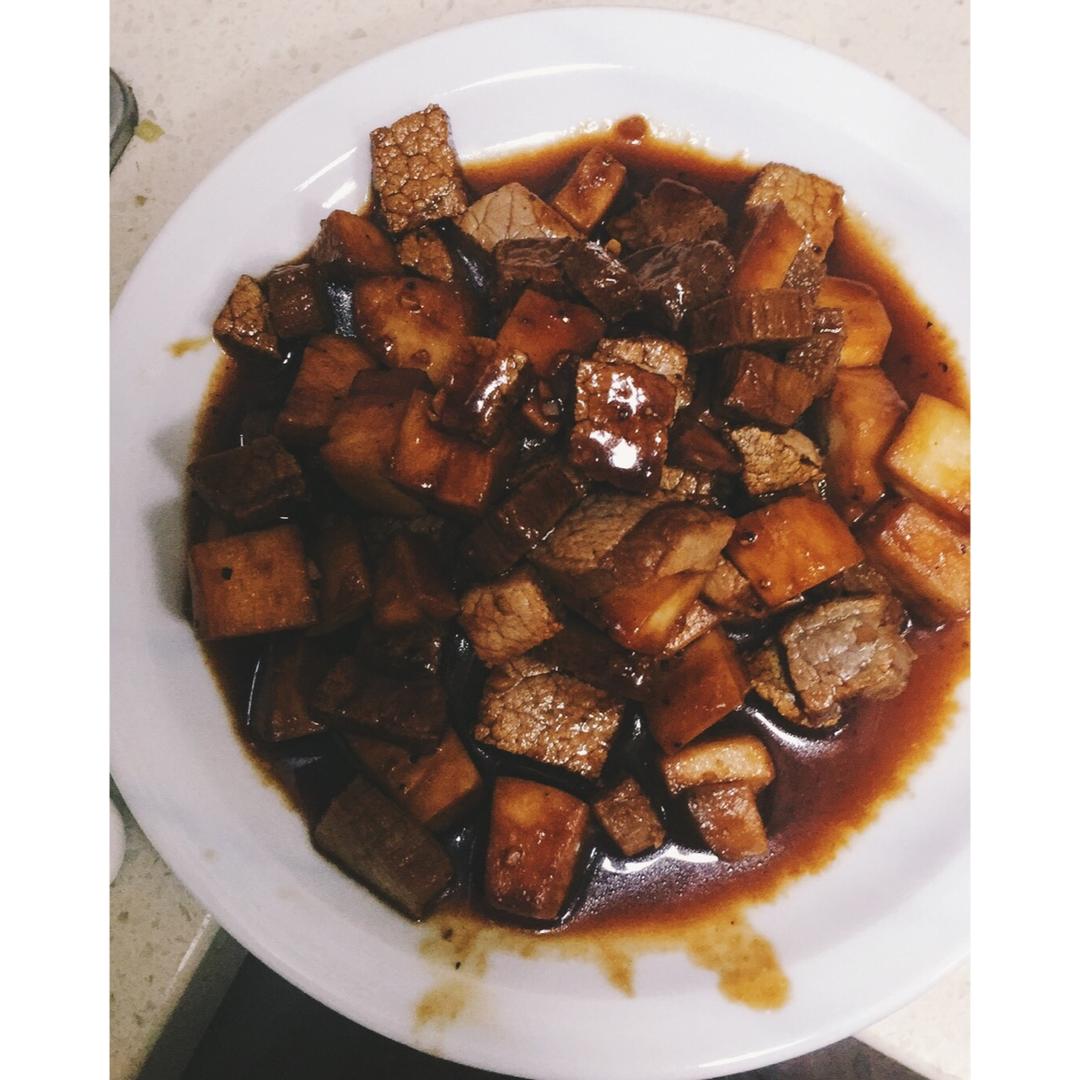 黑椒杏鲍菇牛肉粒