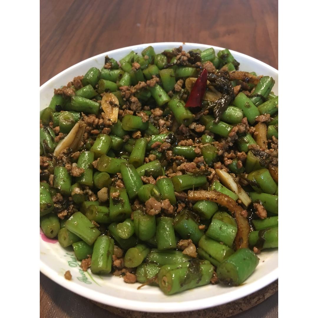 榄菜肉末四季豆