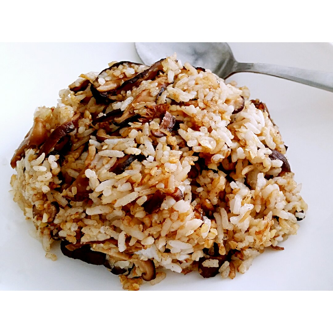 大蒜炒饭(日式风味)