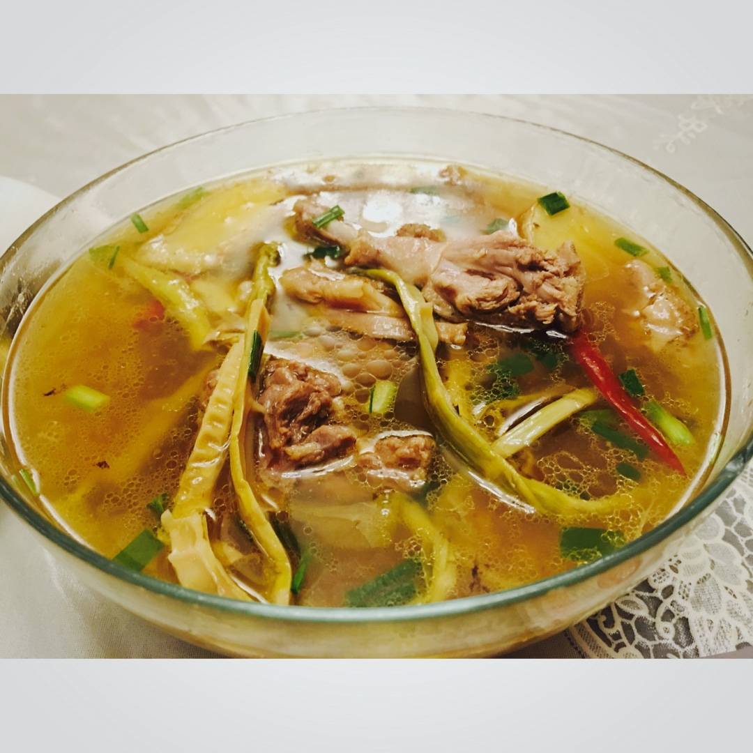 笋干老鸭汤