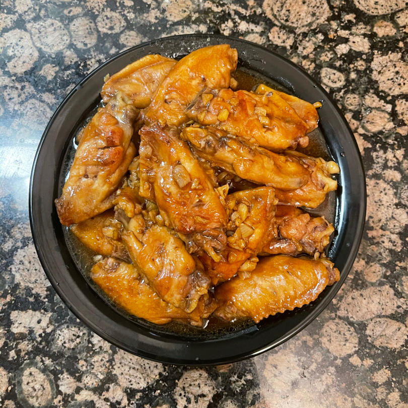 不要再可乐鸡翅了，求求你试试蒜香鸡翅吧，香味捅破天花板！