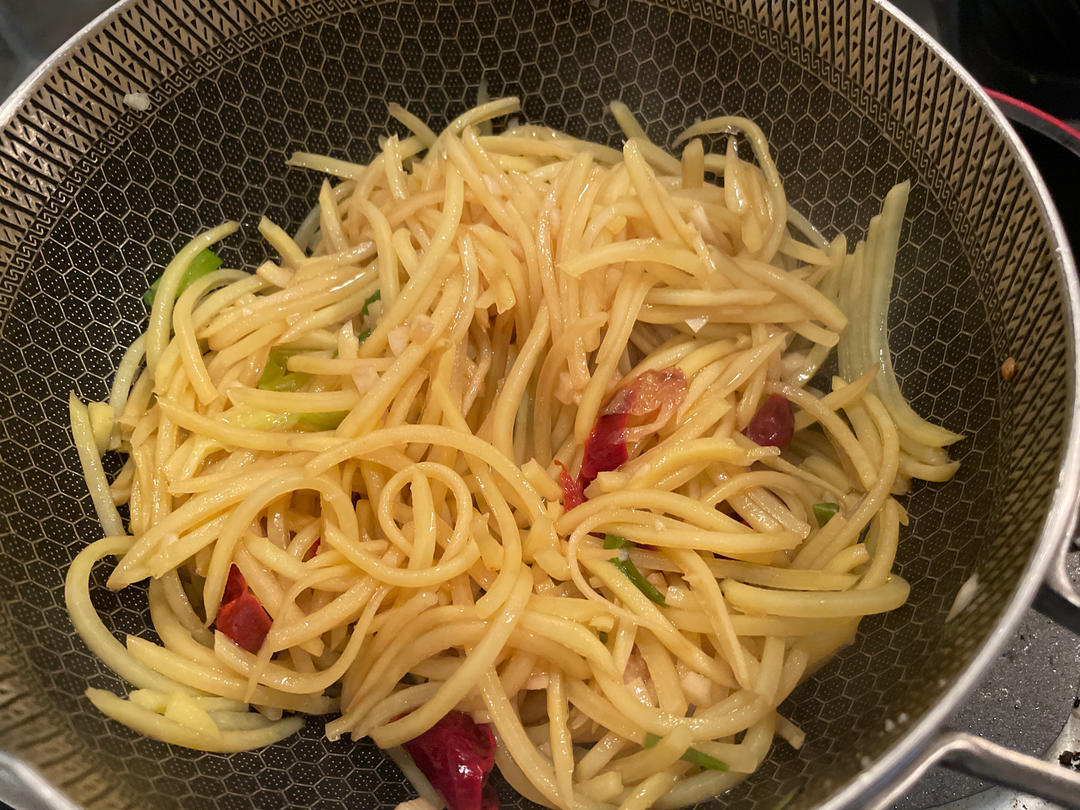 超级无敌下饭菜～酸辣土豆丝